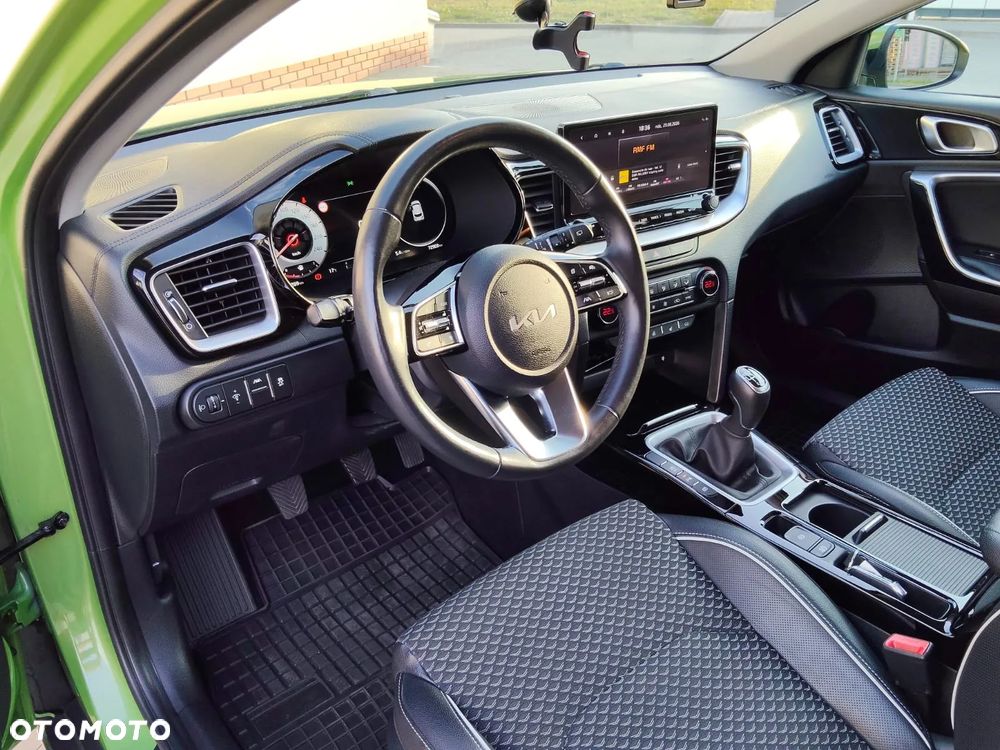 Kia XCeed 1.5 T-GDI Business Line - 8