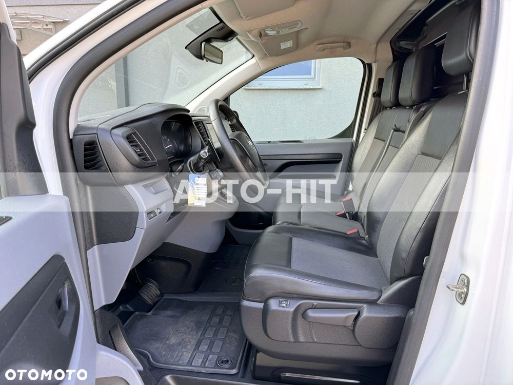 Opel Vivaro - 22