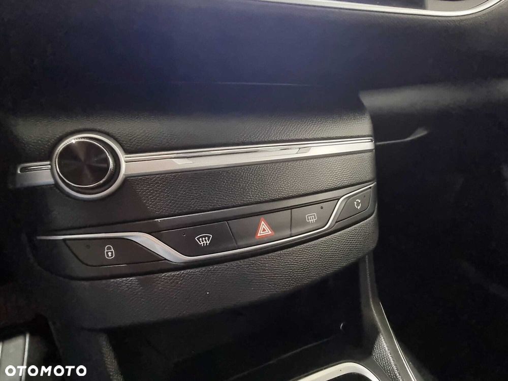 Peugeot 308 - 30