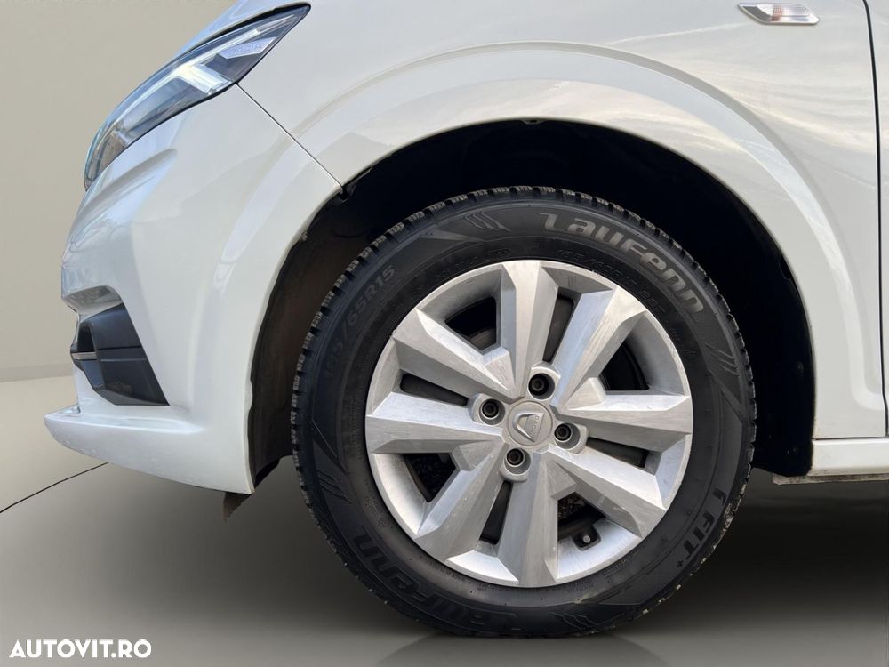 Dacia Logan TCe 90 CVT Expression - 32