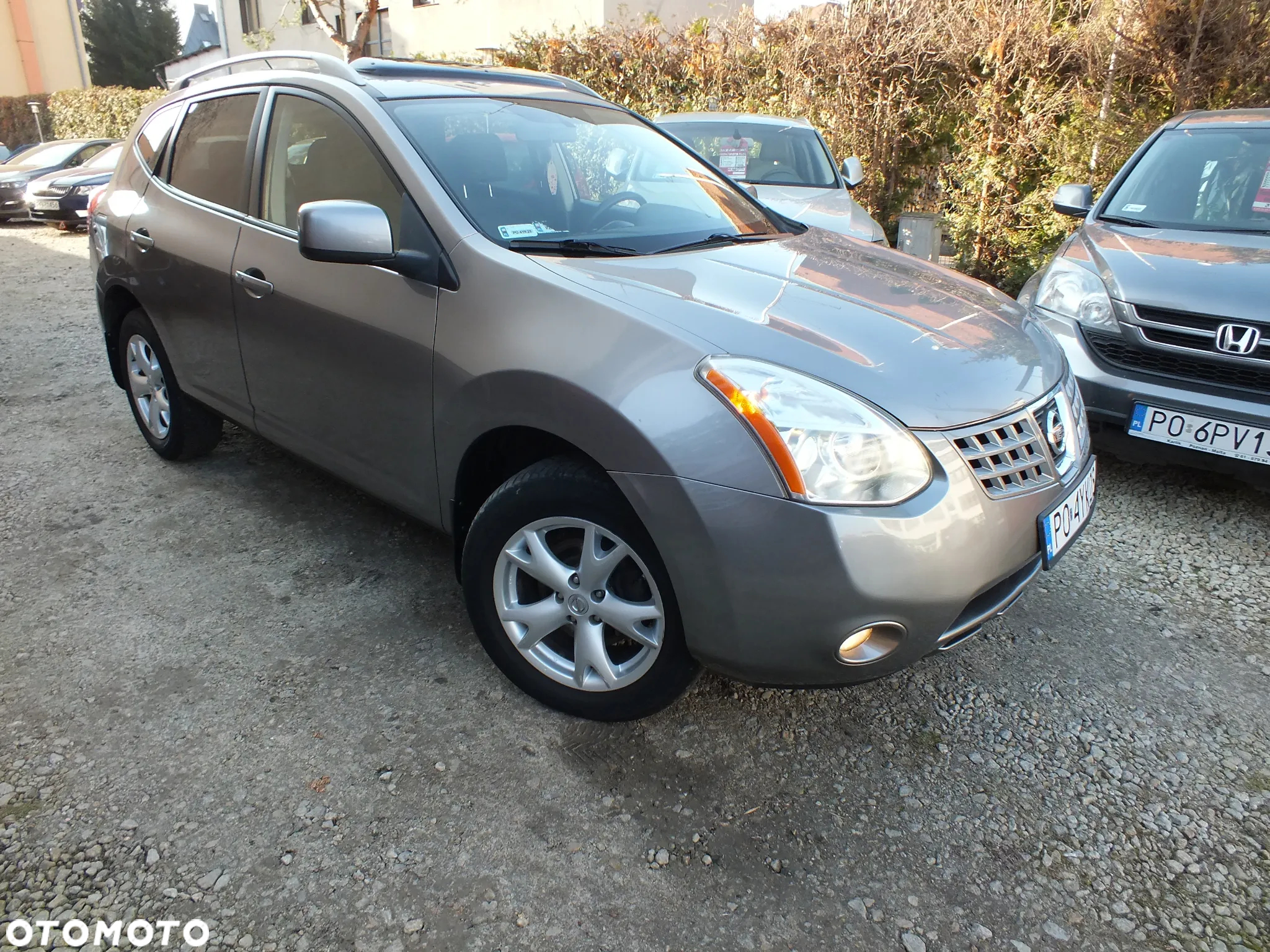 Nissan Rogue - 5