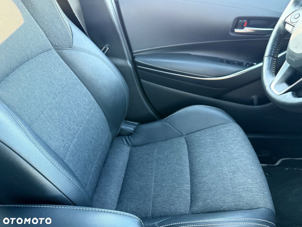 Toyota Corolla - 20