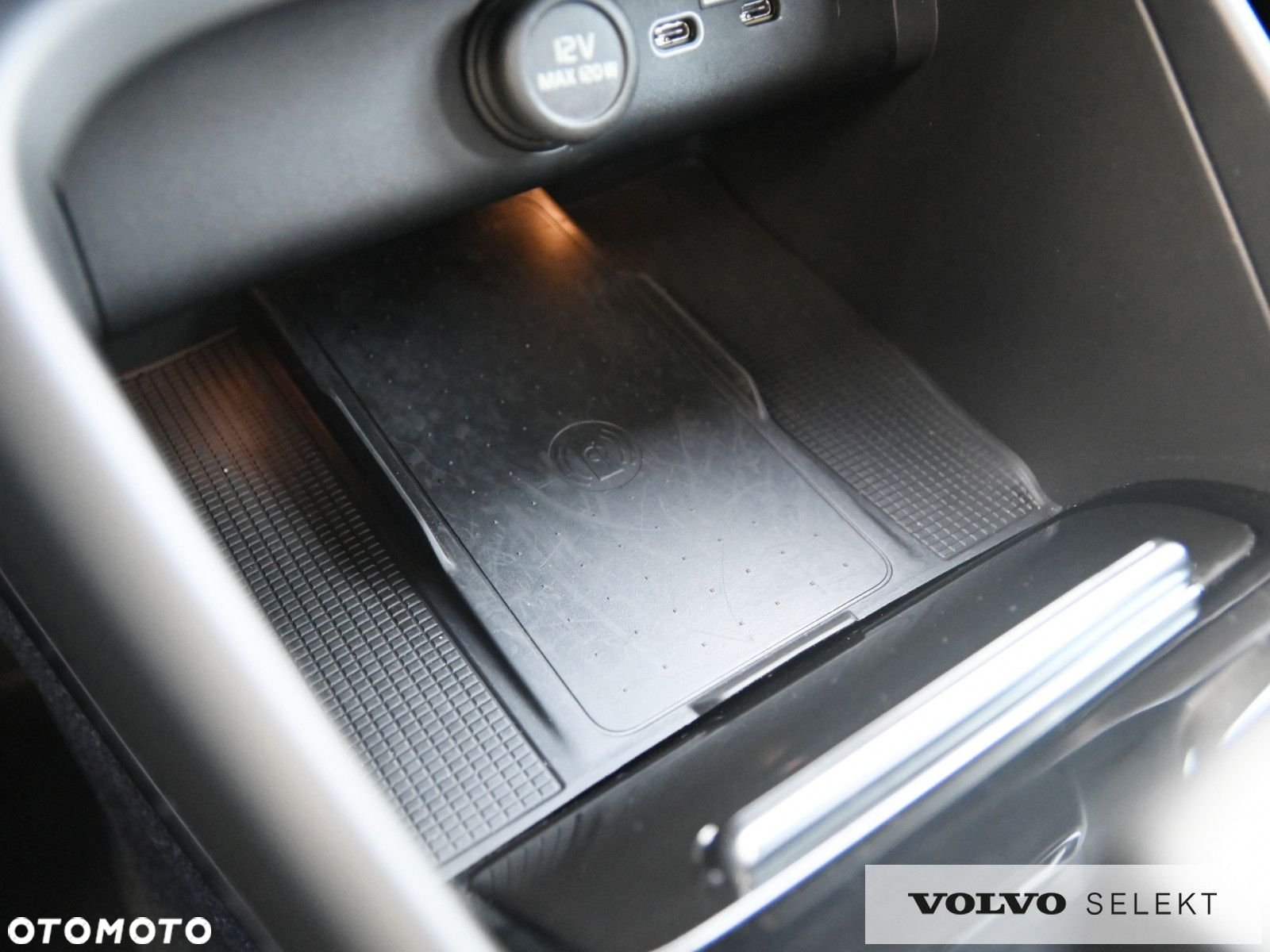 Volvo C40 - 33