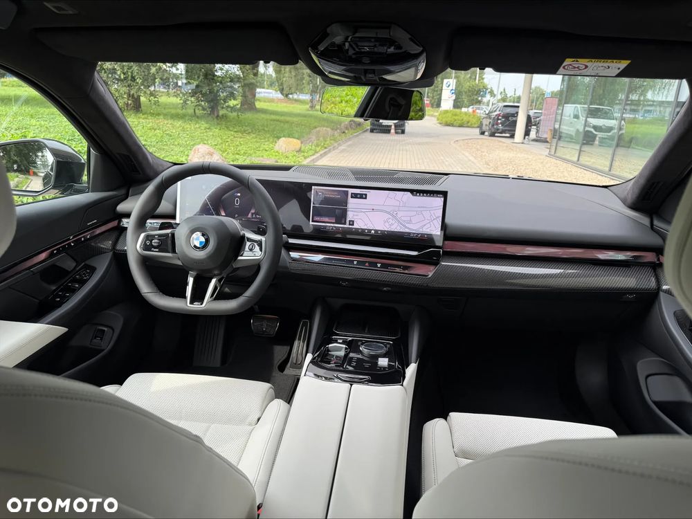 BMW Seria 5 520d xDrive mHEV - 8