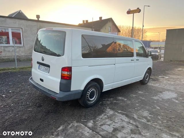 Volkswagen Transporter T5 TDI L2H1 - 2