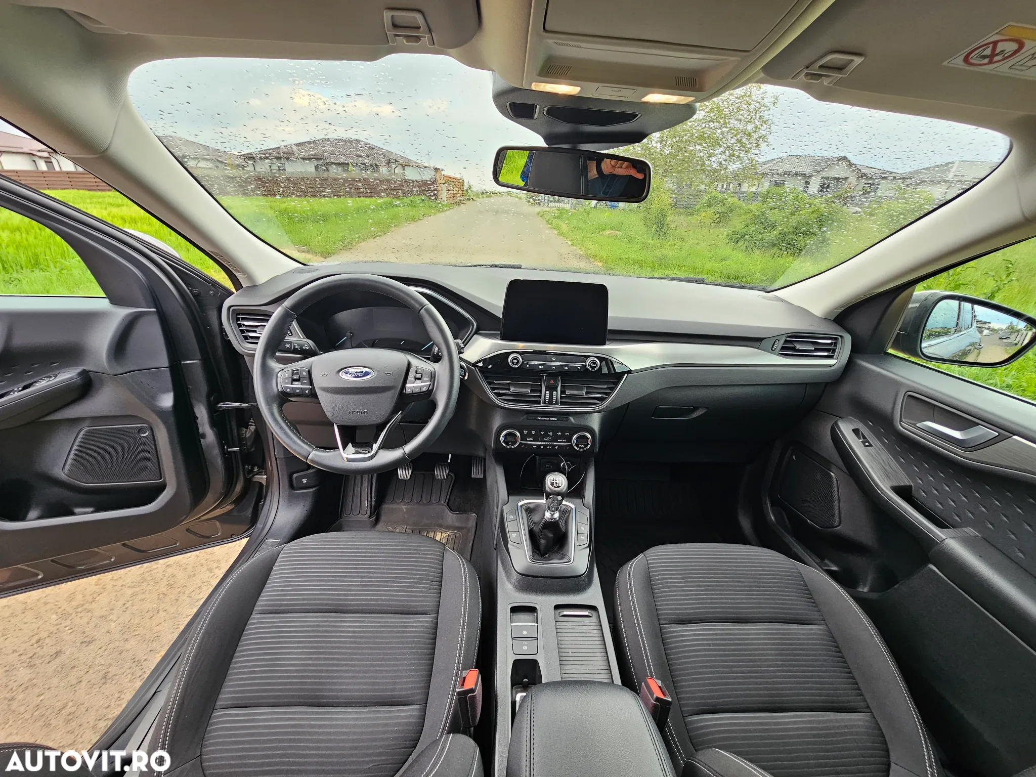 Ford Kuga 1.5 EcoBoost FWD Titanium - 8