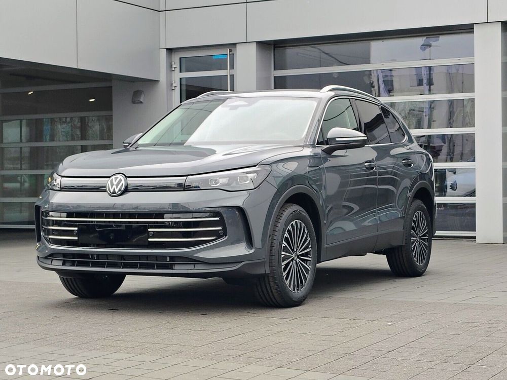 Volkswagen Tiguan - 3