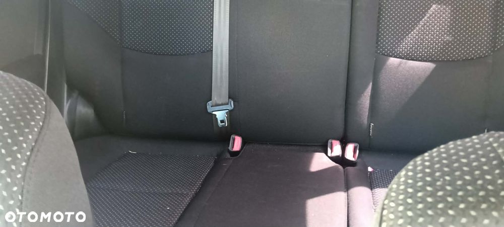 Hyundai i30 1.4 Base + EU5 - 4