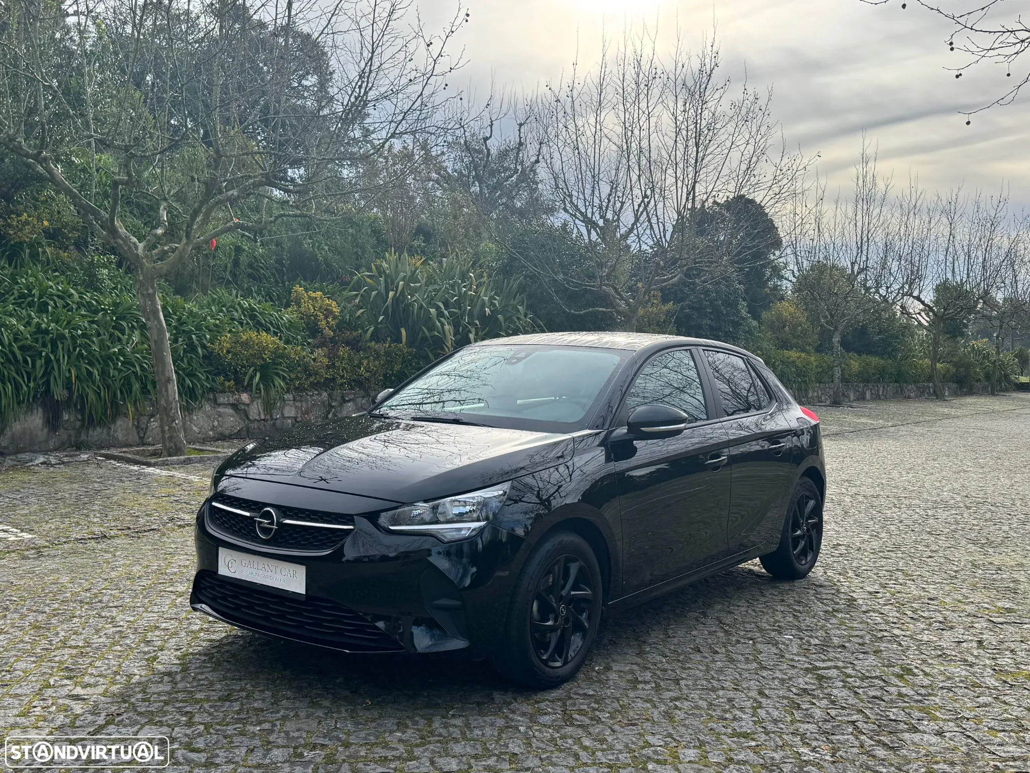 Opel Corsa 1.2 Edition - 1