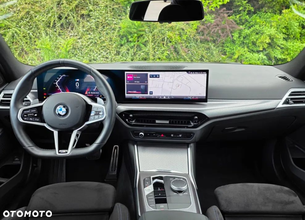 BMW Seria 3 330i xDrive M Sport - 13