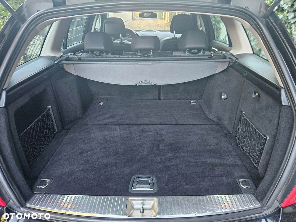 Mercedes-Benz Klasa C 220 CDI DPF Automatik BlueEFFICIENCY Avantgarde - 23