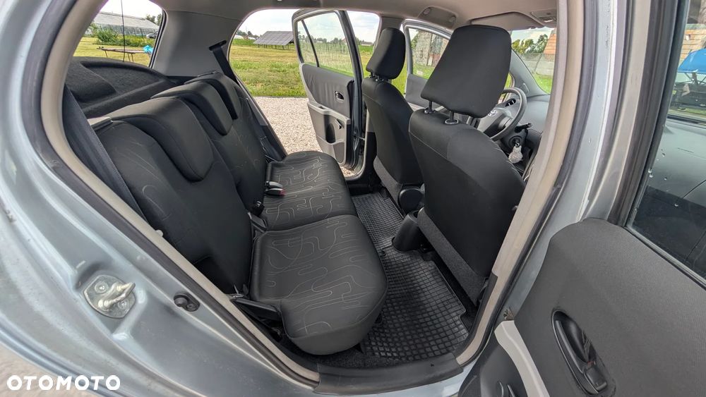 Toyota Yaris - 19