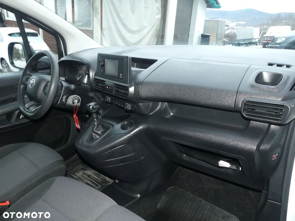 Toyota ProAce City - 28