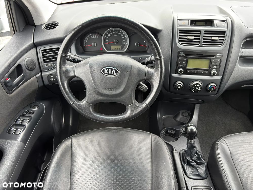 Kia Sportage 2.0 2WD Attract - 18