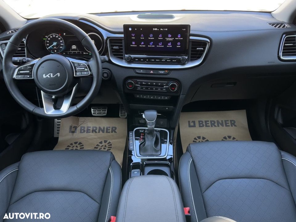 Kia XCeed - 13