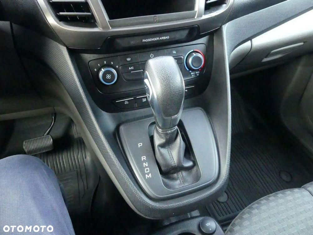Ford Transit Connect - 7
