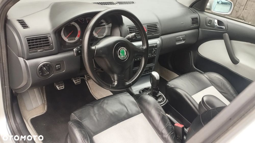 Skoda Octavia 1.8T RS - 5