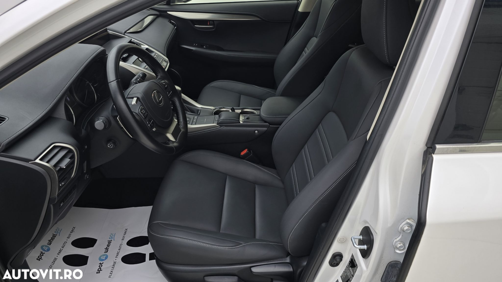 Lexus Seria NX - 12