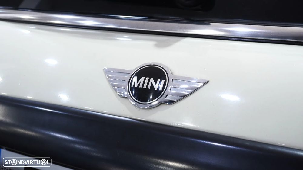 MINI 3 Portas One - 15