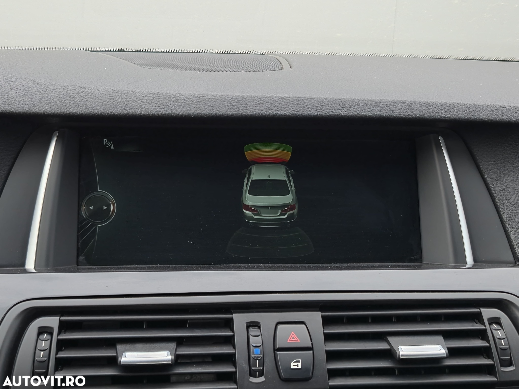 BMW Seria 5 525d Sport-Aut. Luxury Line - 10