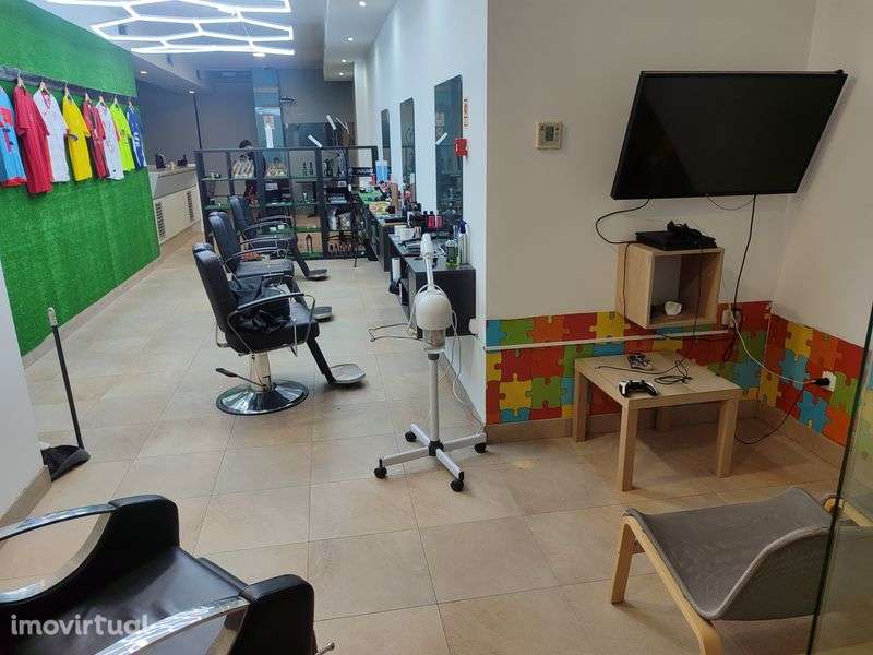 Trespasse de café e barbearia - Grande imagem: 2/12