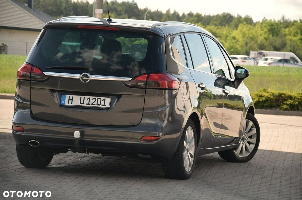 Opel Zafira - 10