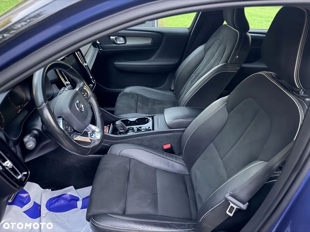 Volvo XC 40 T4 R-Design - 17
