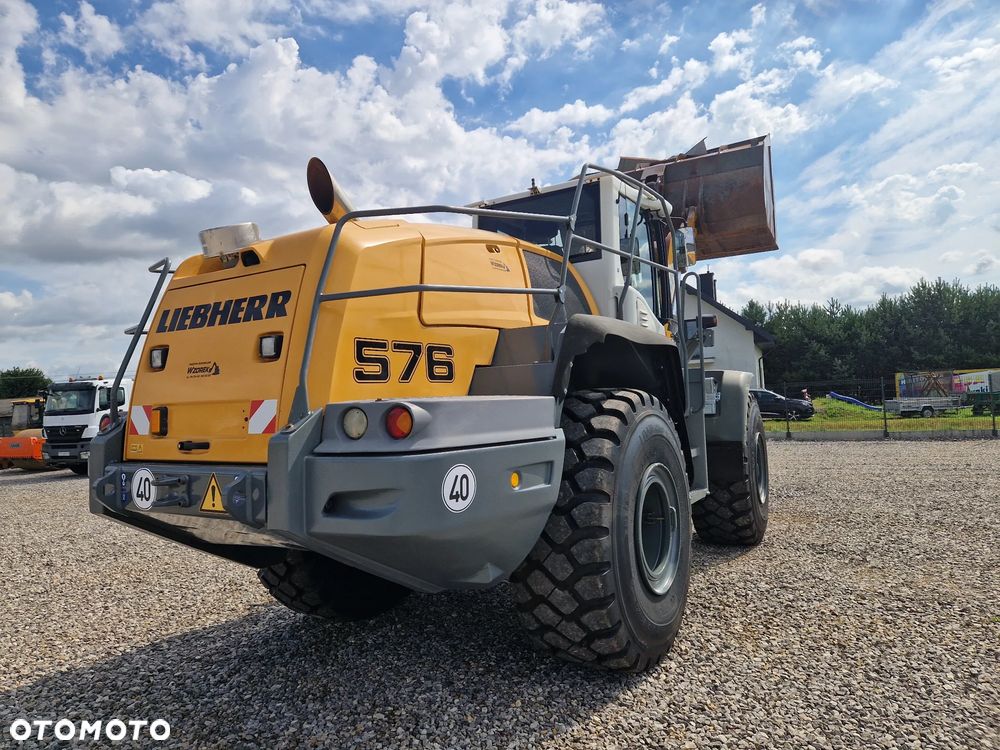 Liebherr L576 - 2