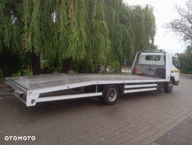 Mitsubishi Center Fuso - 8