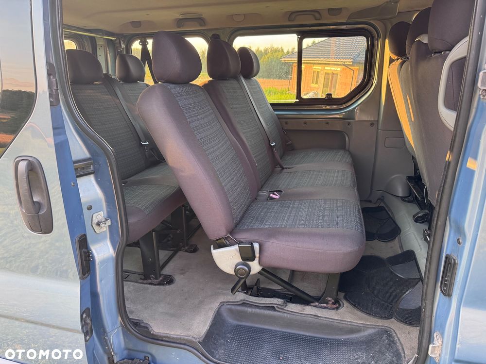 Opel Vivaro L1H1 2.7t - 10