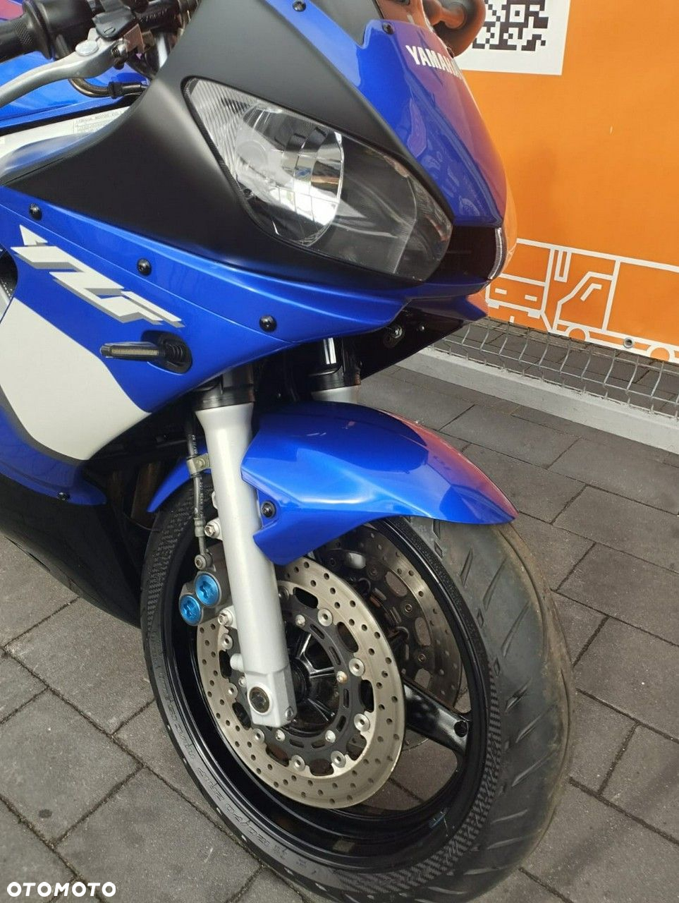 Yamaha R6 - 12