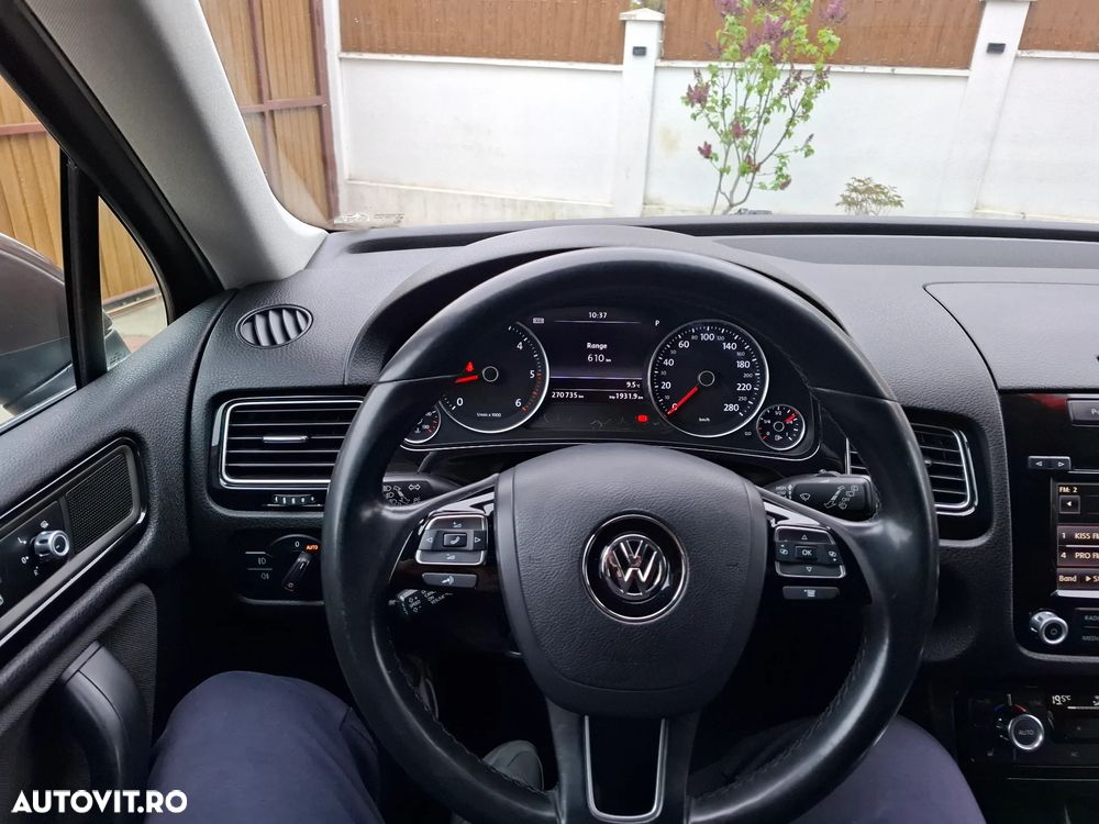 Volkswagen Touareg 3.0 V6 TDI BMT - 9