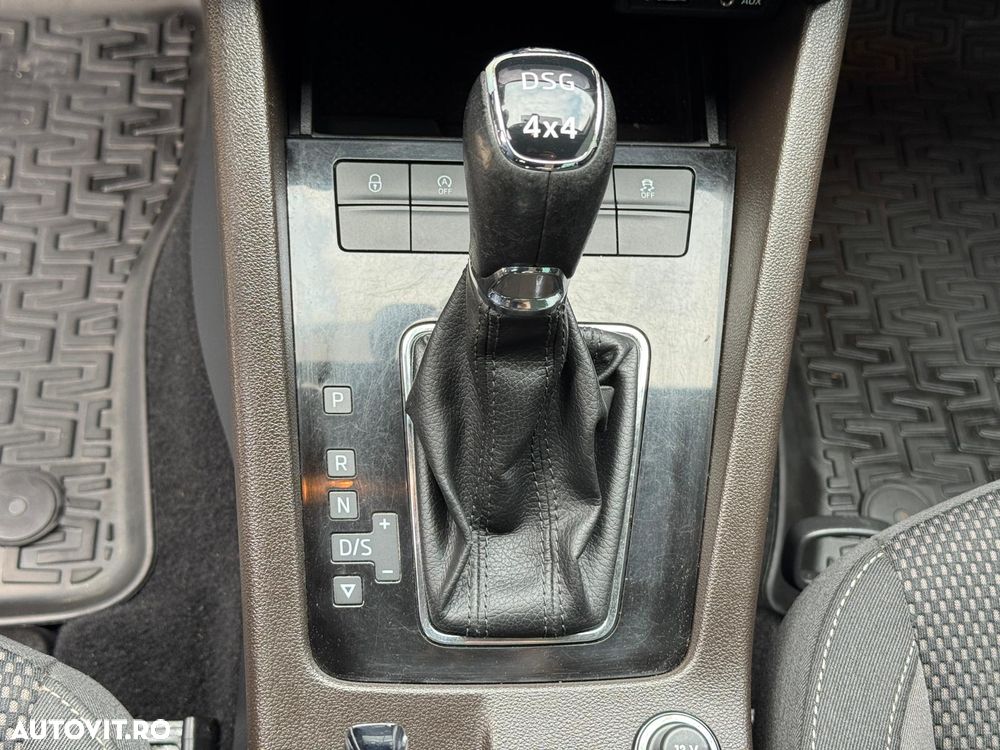 Skoda Octavia 2.0 TDI 4x4 DSG Scout - 13
