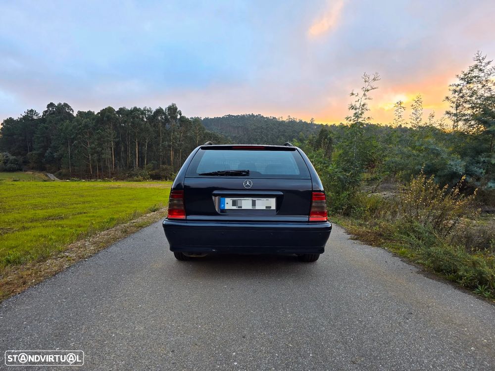 Mercedes-Benz C 250 - 6