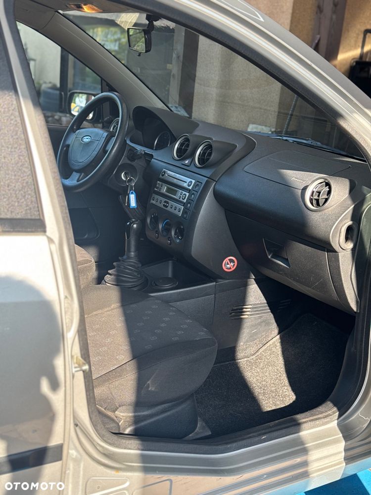 Ford Fiesta 1.4 Viva X - 10