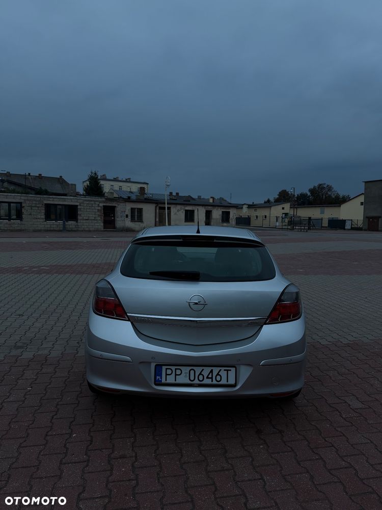 Opel Astra - 8