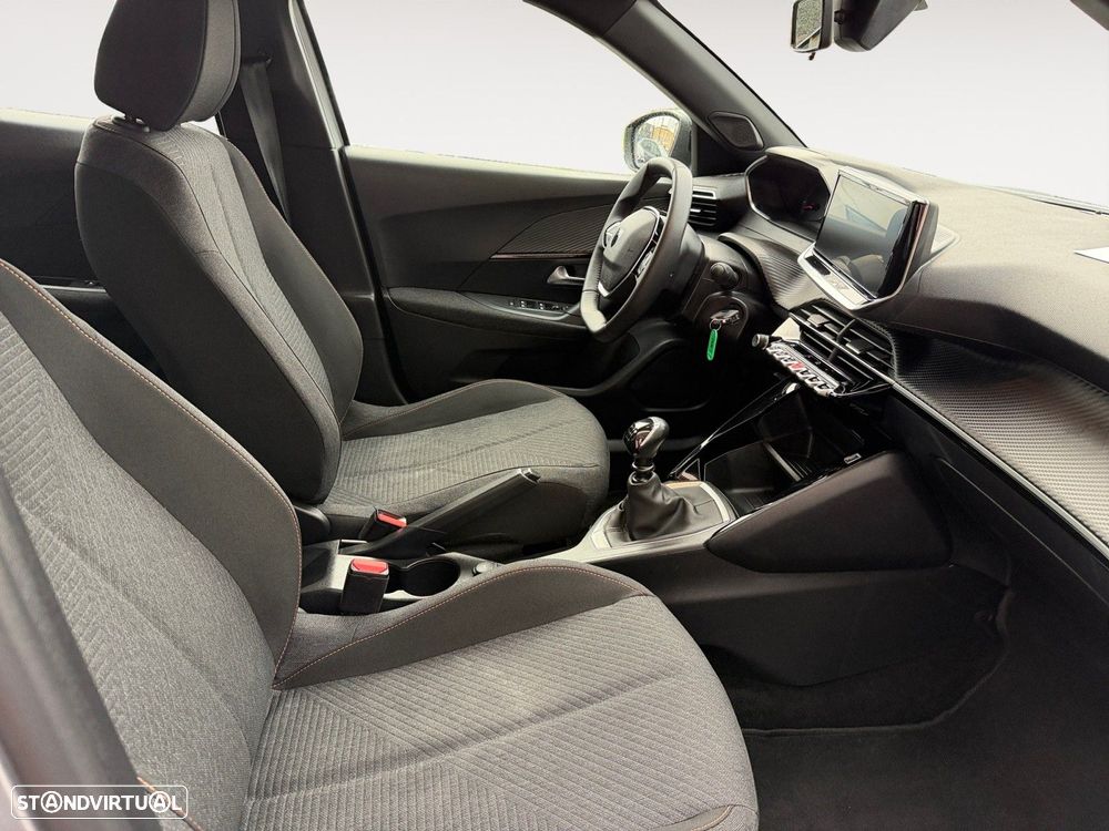 Peugeot 2008 1.2 PureTech Style - 16