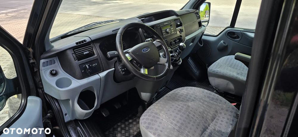 Ford Transit - 18
