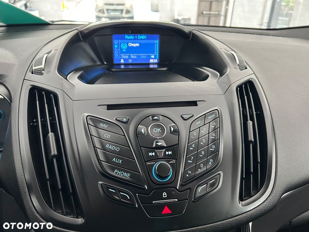 Ford Kuga 2.0 TDCi 2x4 SYNC - 32