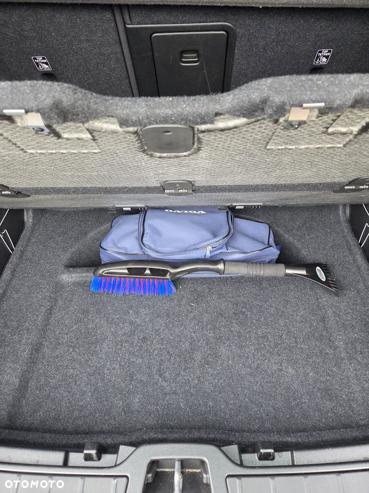 Volvo XC 40 B3 Core - 10