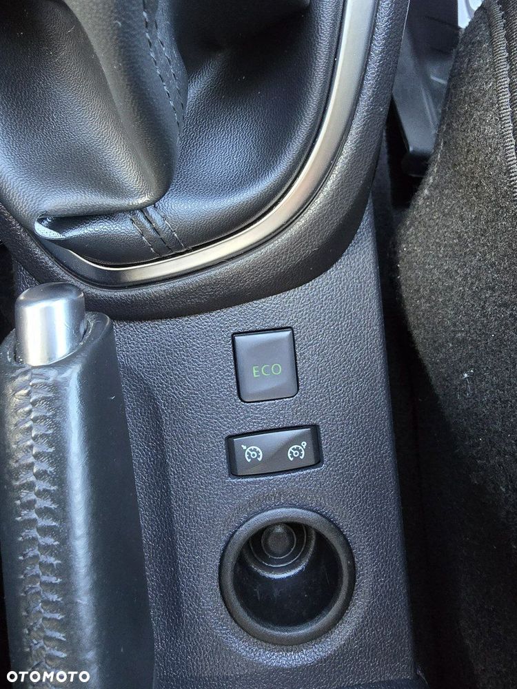 Renault Captur - 28