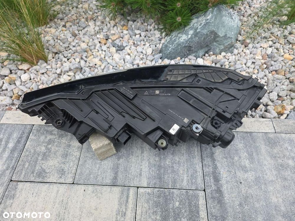 AUDI Q8 SQ8 4M8 Lampa prawa przód Full Led Matrix HD 4M8941036 2022 - 8