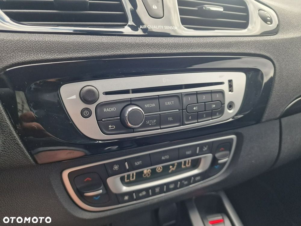 Renault Grand Scenic - 27