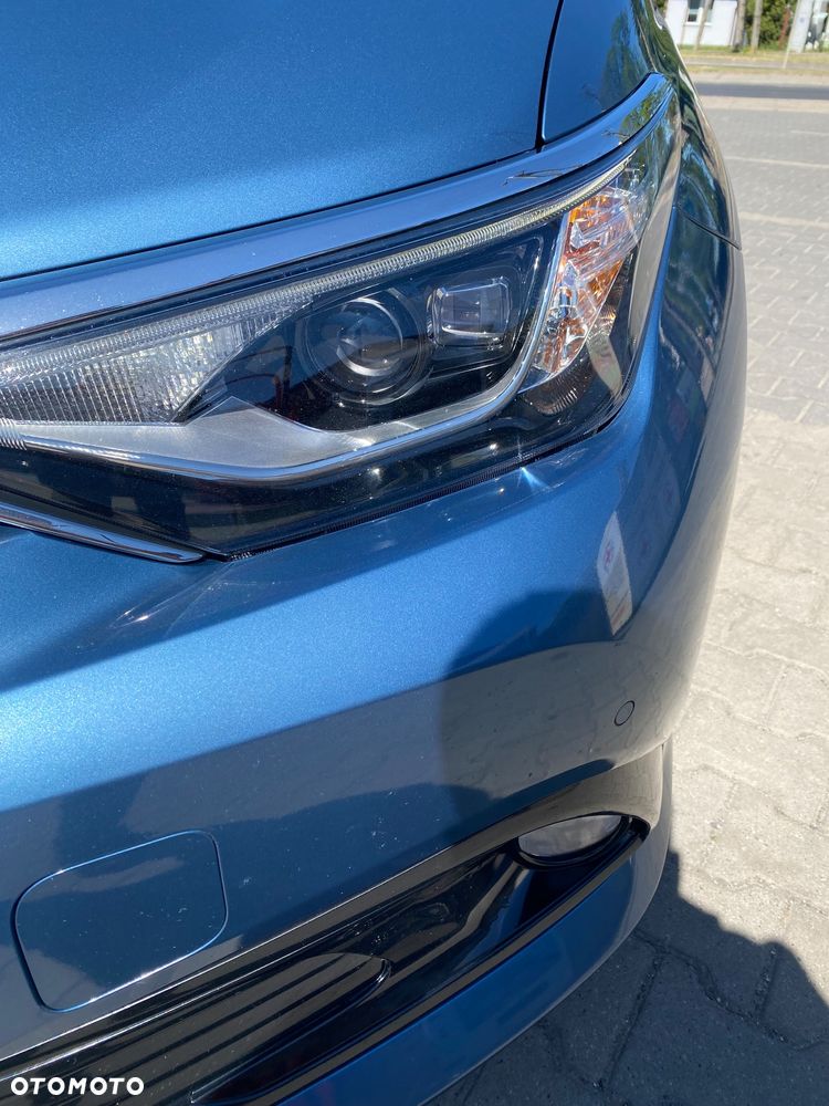 Toyota Auris 1.4 D-4D Premium - 6