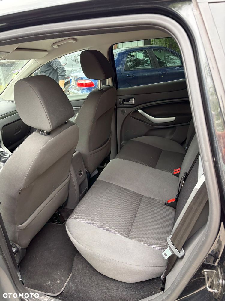 Ford Kuga 2.0 TDCi 4x4 Champions Edition - 20