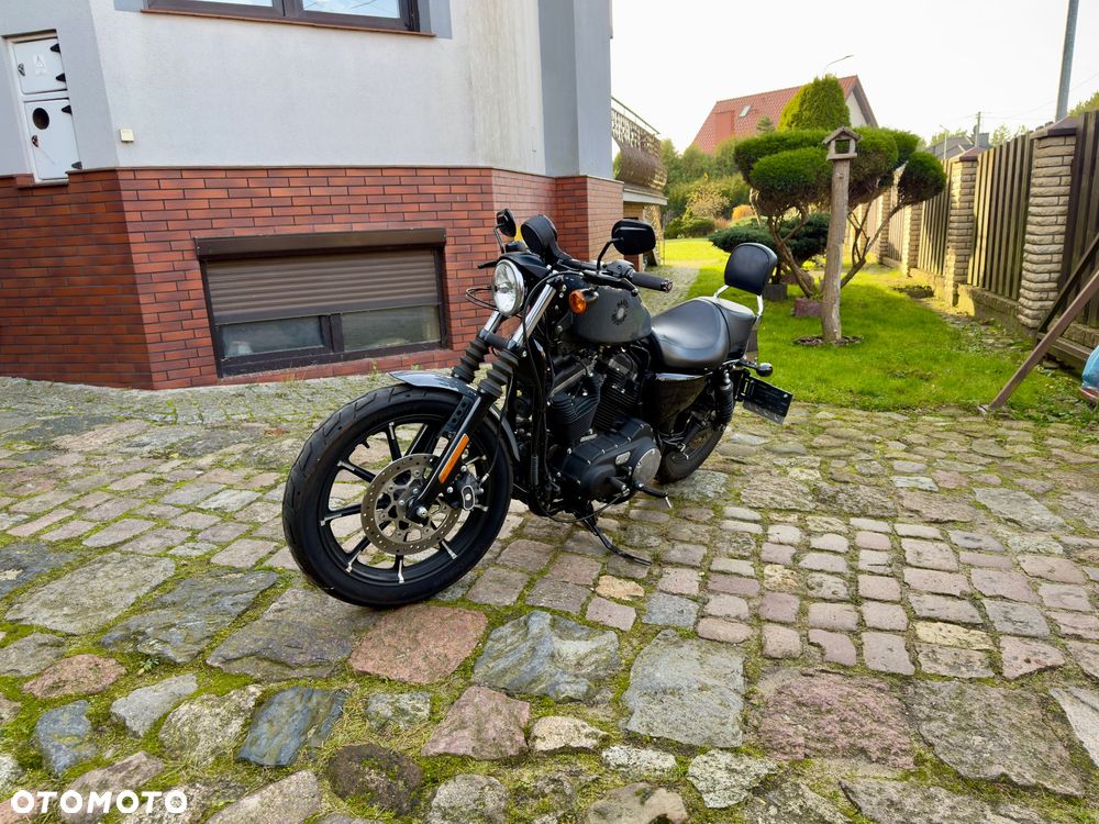 Harley-Davidson Sportster Iron 883 - 4