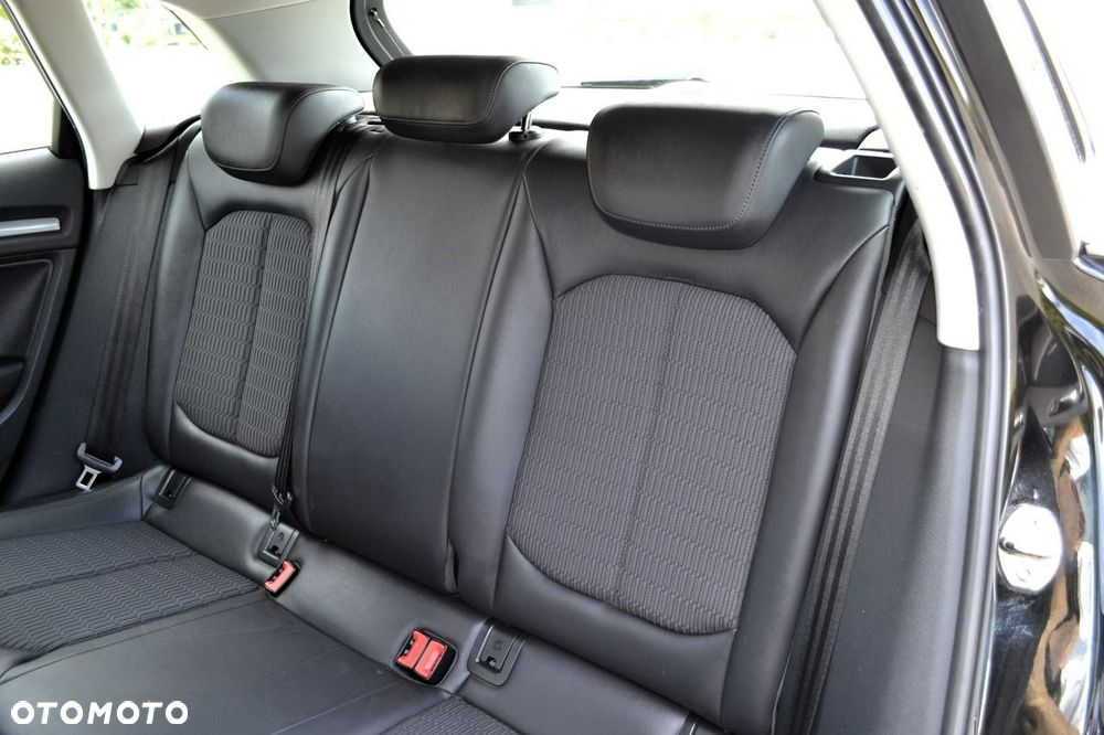 Audi A3 Sportback 1.6 TDI (clean diesel) Attraction - 23