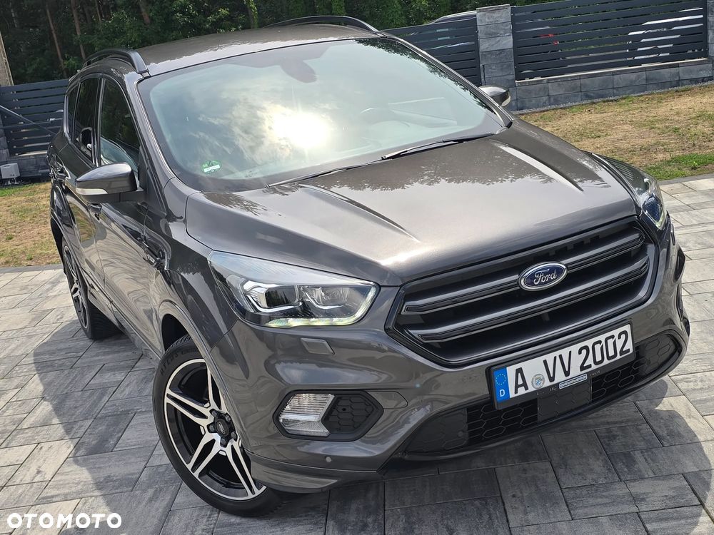 Ford Kuga 2.0 TDCi 2x4 ST-Line - 6