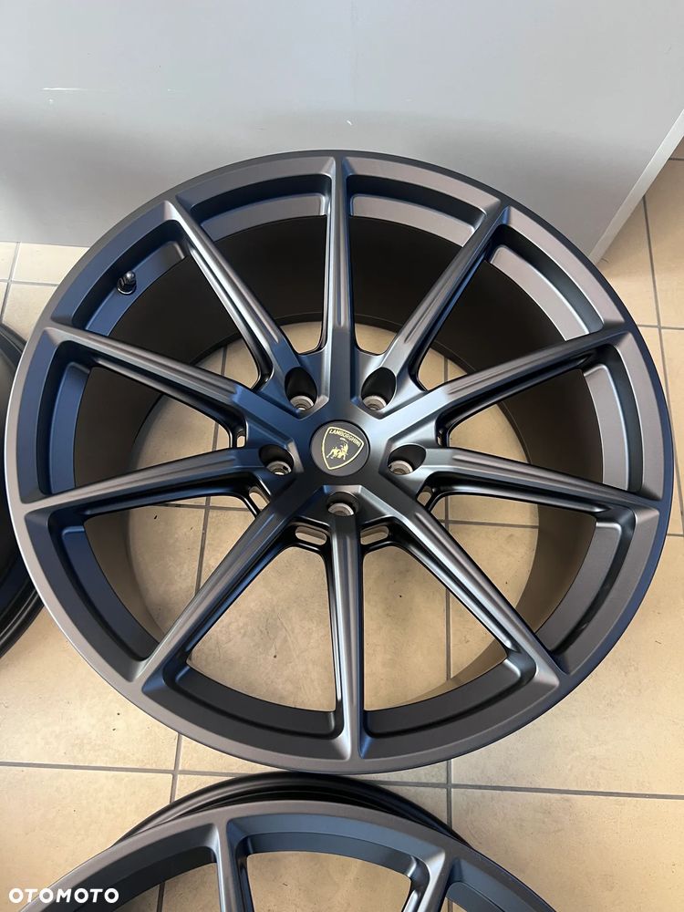 Oryginalne Felgi Lamborghini URUS 21'' Black Matt - 11