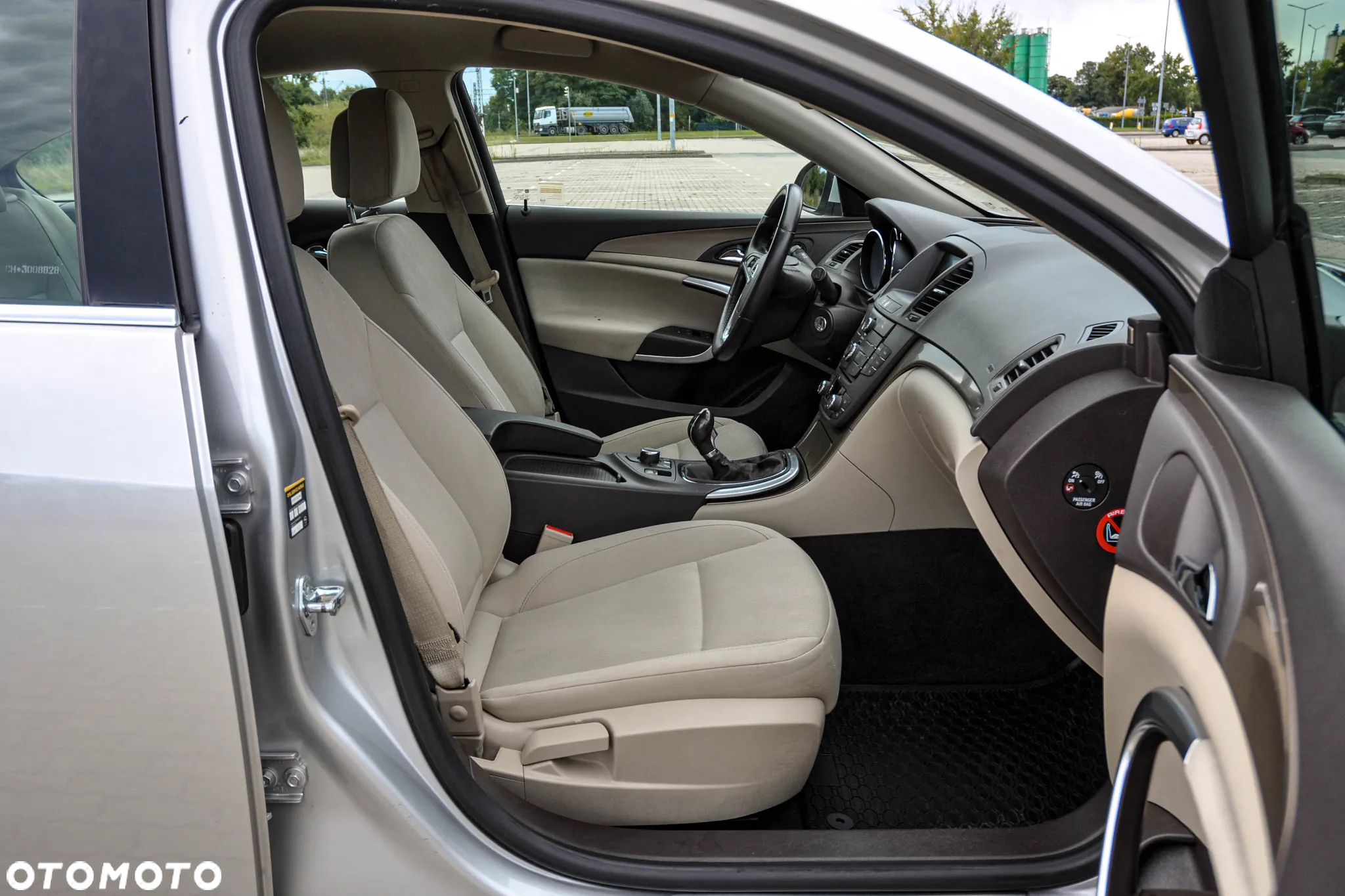 Opel Insignia - 11